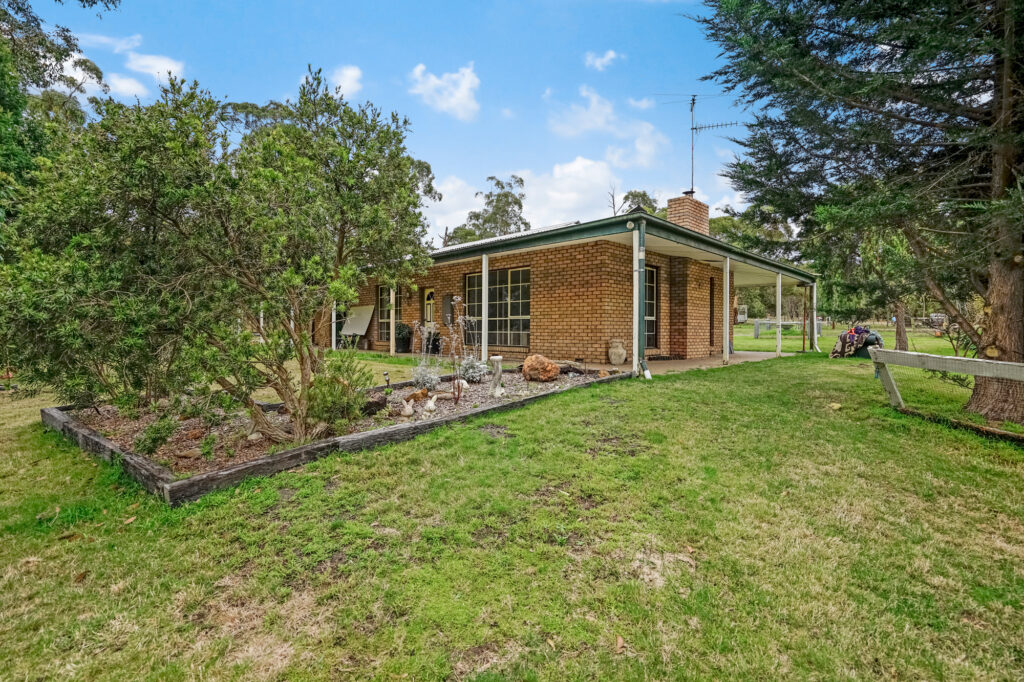 175 Mount Doran Road, Mount Doran, Vic 3334 McFall Real Estate Ballan