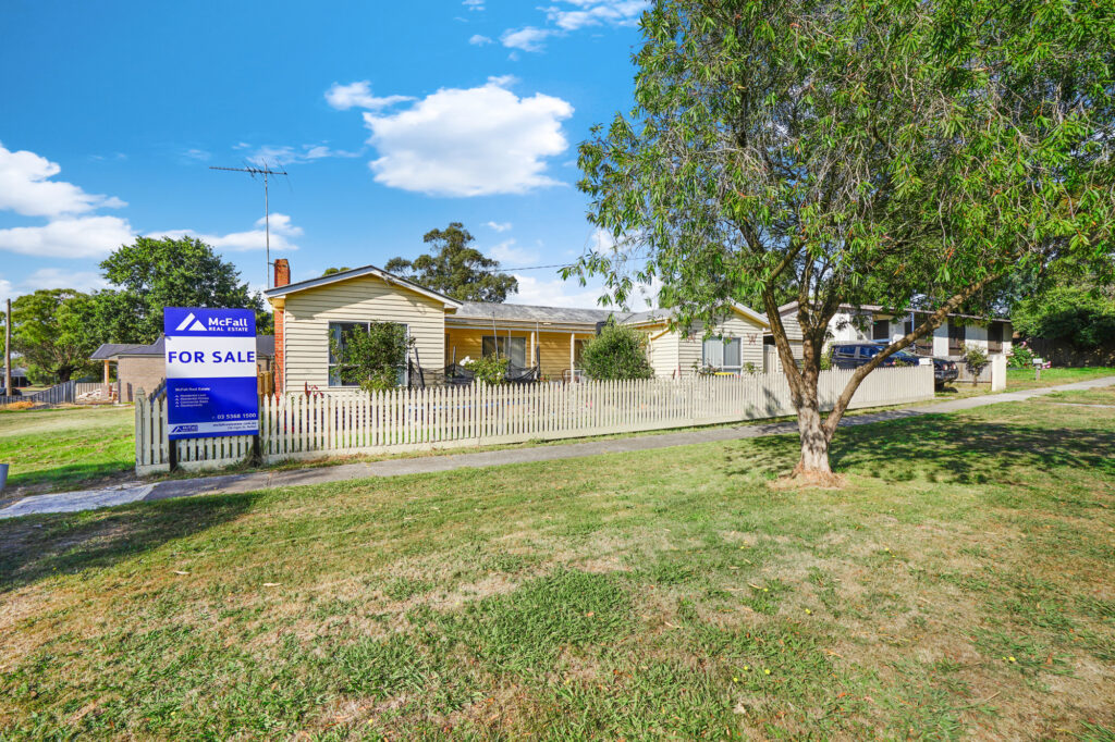 31 Edols Street, Ballan McFall Real Estate Ballan