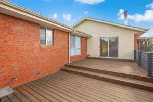 8 Lyon Place, Ballan