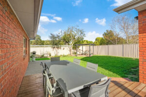 8 Lyon Place, Ballan